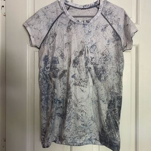 Lululemon swiftly shirt